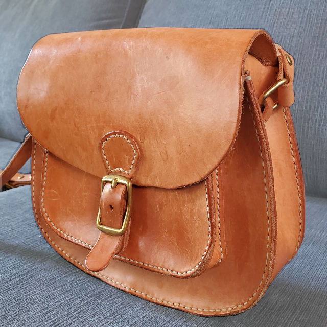 leather handbag gusset turned outwards
