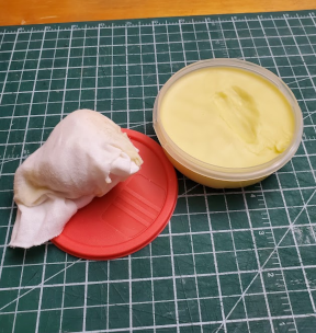 Leather finishing with dubbin