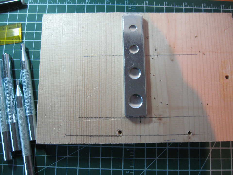 Diy Leather tool storage pouch Step 2